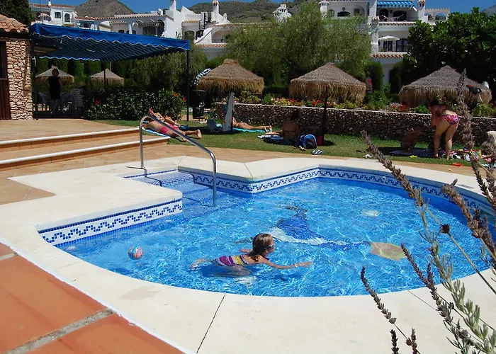 Resort El Capistrano 2*