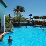リゾート El Capistrano 2*