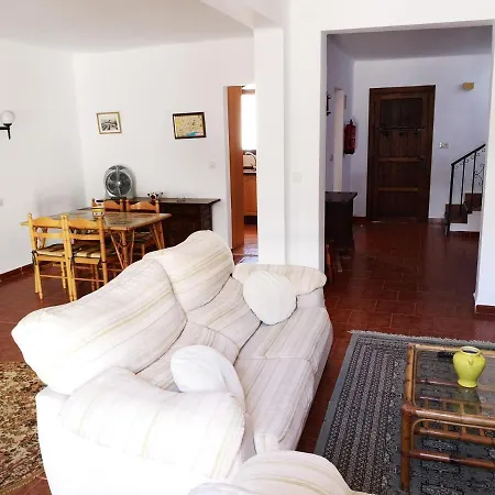 El Capistrano 2* נרחה