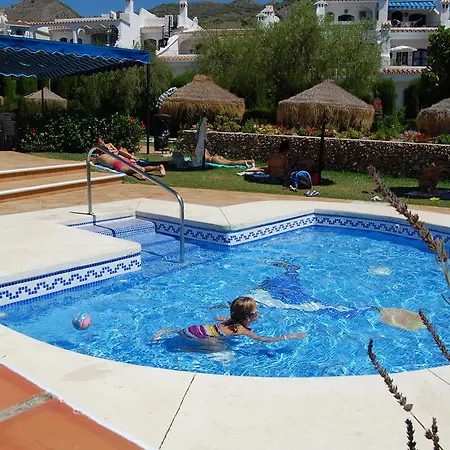 Semesteranläggning (resort) El Capistrano 2*