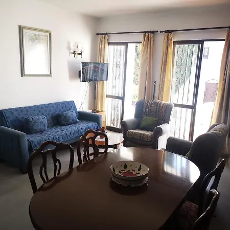 Üdülőközpont El Capistrano Nerja