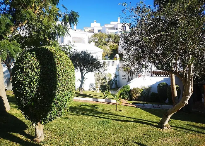 Resort El Capistrano 2*